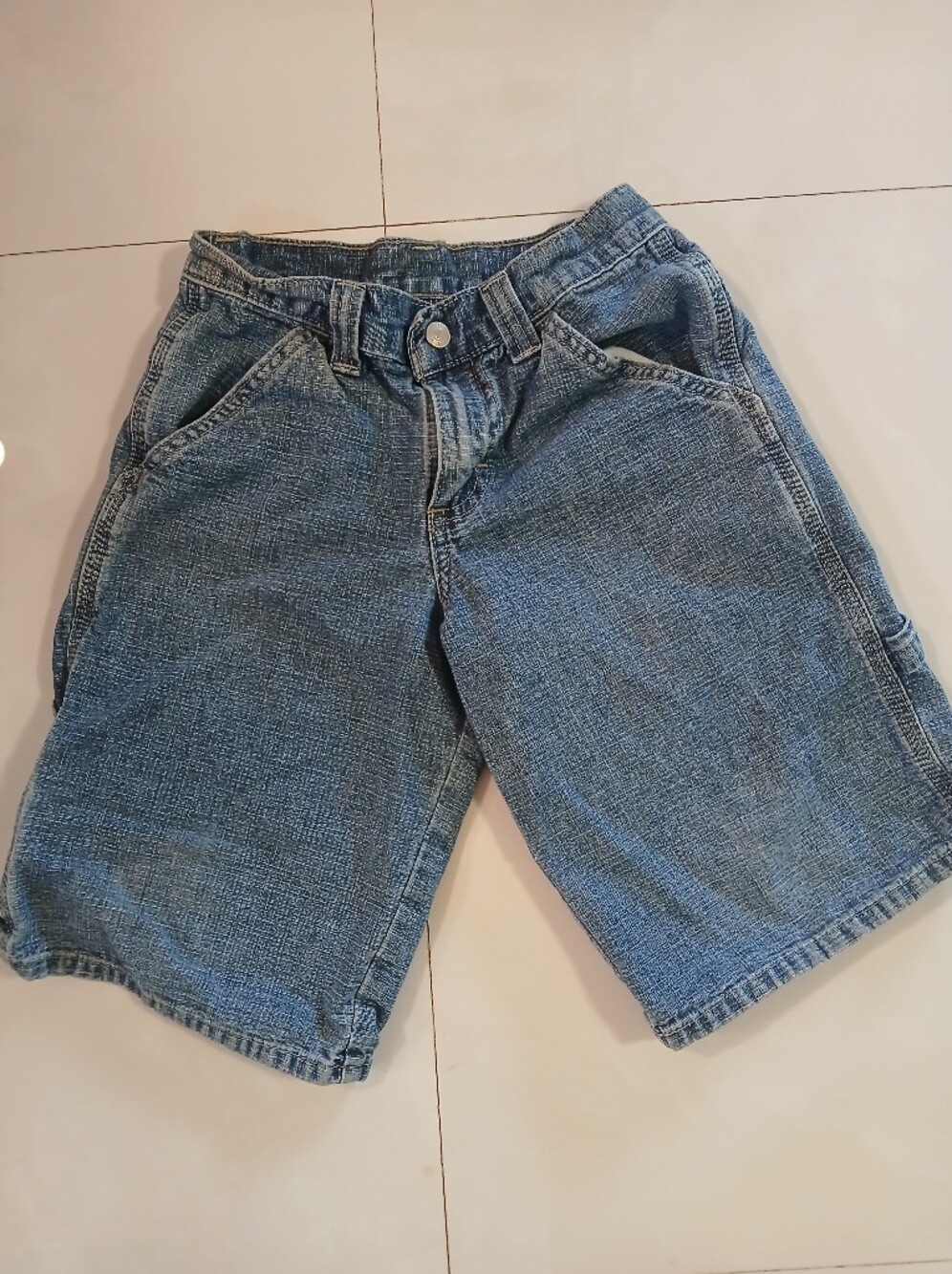 Wrangler Women's Boyfriend Denim Shorts in Light Blue Wash
